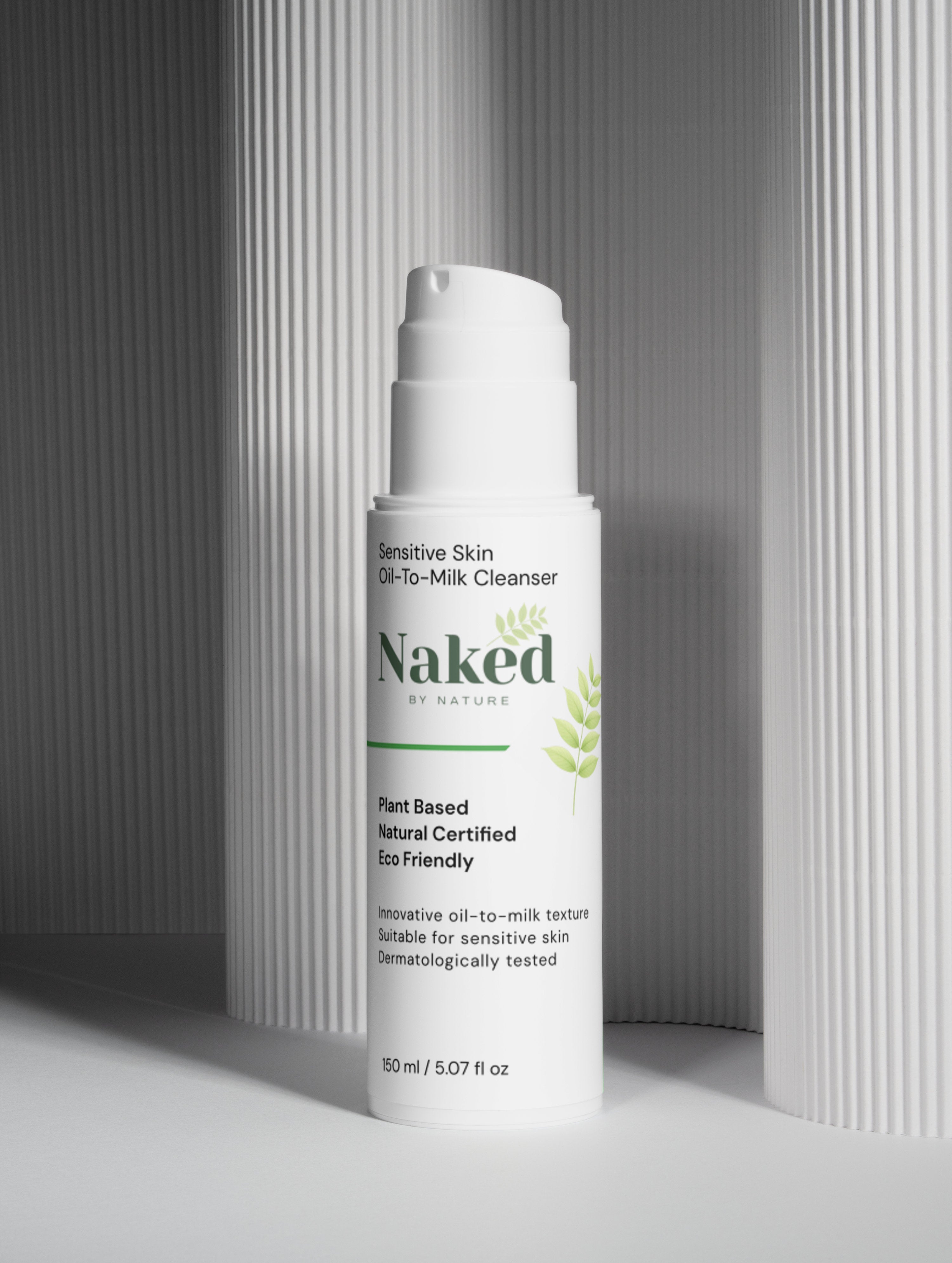 Sensitive skin oil-to-milk cleanser, plant-based & eco-friendly, dermatologically tested for gentle cleansing.
